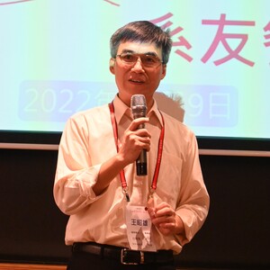 76級 王昭雄